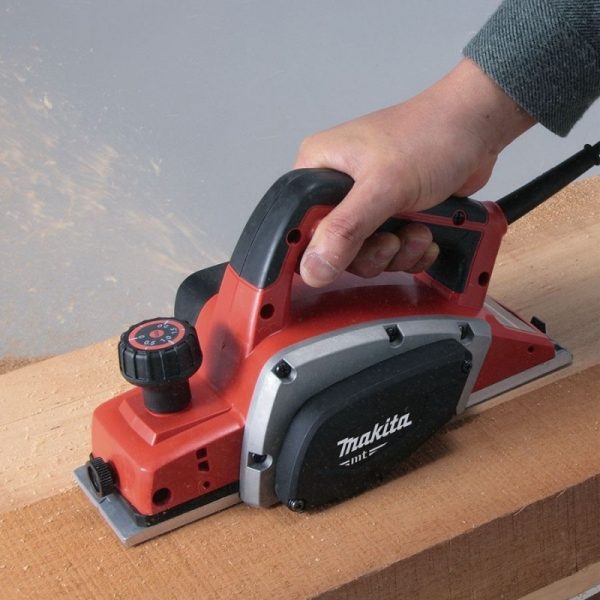 Strug do drewna       MAKITA  MT1902